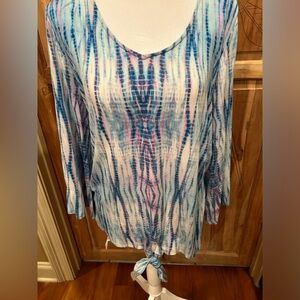 Ladies Chicos three-quarter sleeve top, size 16